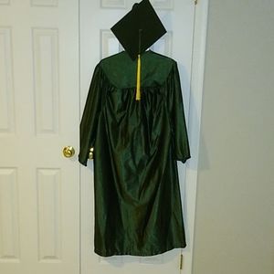 NVCC graduation Cap and gown